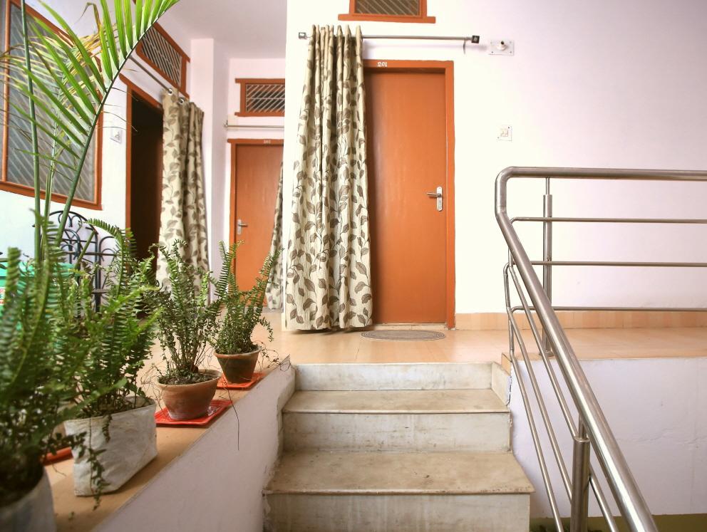 Bona Cafe Restaurant & Sala Guest House Βαρανάσι Εξωτερικό φωτογραφία